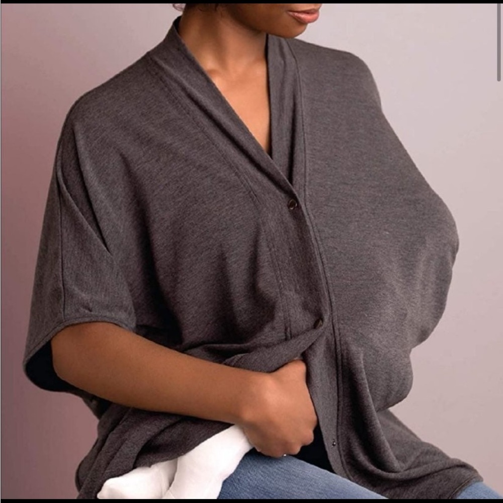 Itzy ritzy athleisure nursing wrap